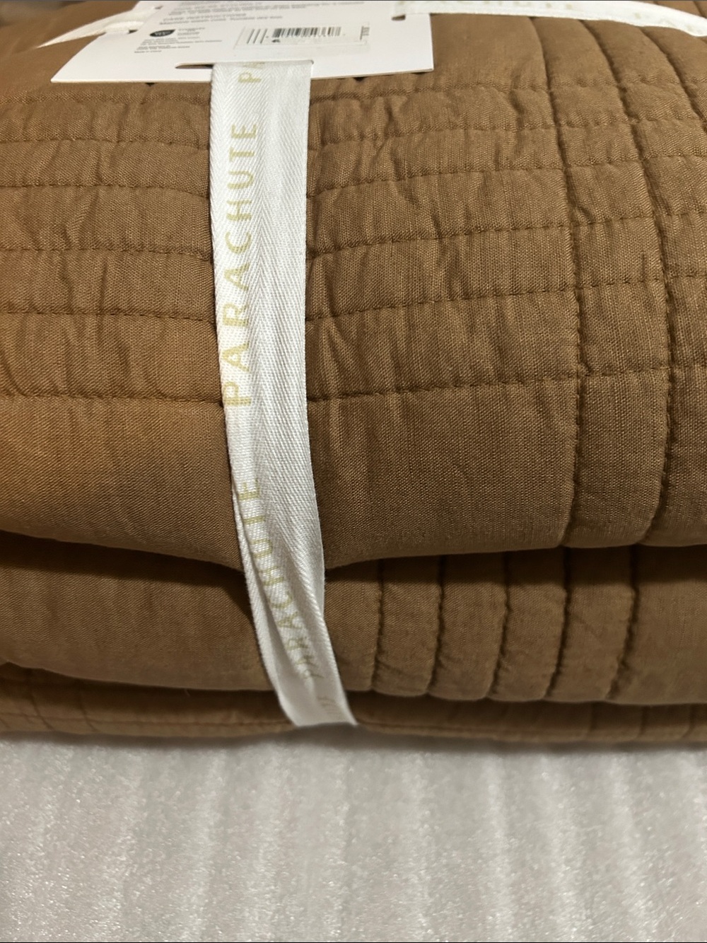 Parachute F/Q Relaxed Linen Quilt, Pecan - Picture 13 of 14